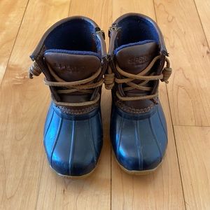 Sperry Duck Boots size 8